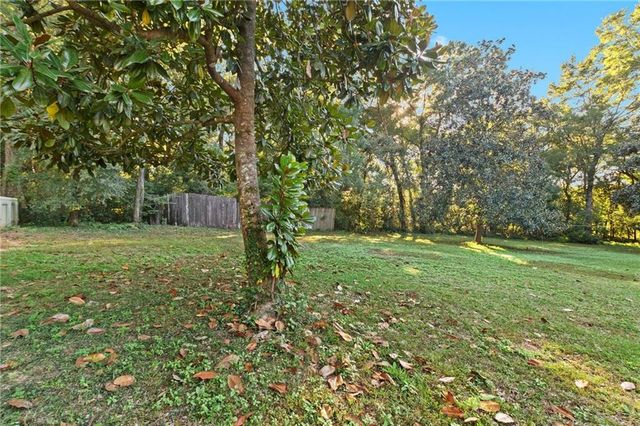 802 Pinewood Court, Daphne, AL 36526