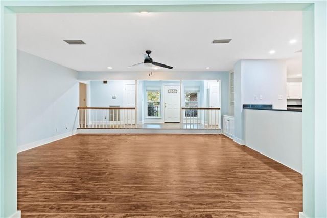 802 Pinewood Court, Daphne, AL 36526