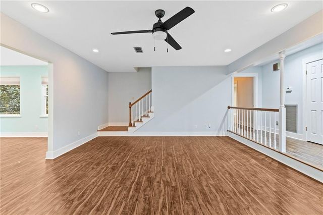 802 Pinewood Court, Daphne, AL 36526