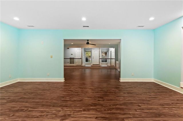 802 Pinewood Court, Daphne, AL 36526