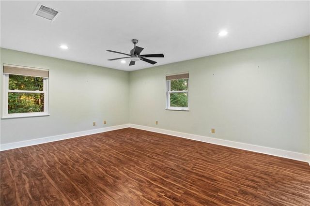 802 Pinewood Court, Daphne, AL 36526