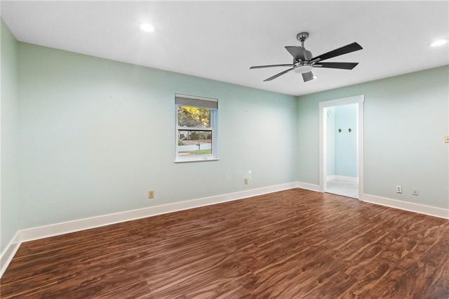 802 Pinewood Court, Daphne, AL 36526