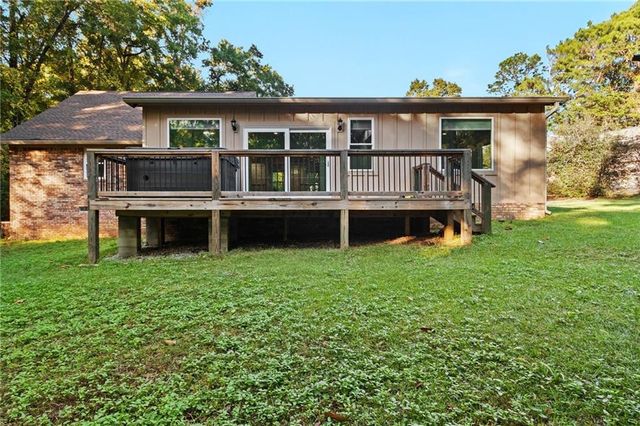802 Pinewood Court, Daphne, AL 36526