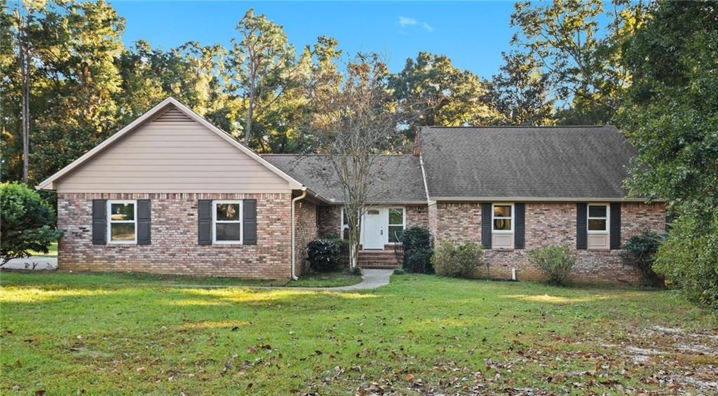 802 Pinewood Court, Daphne, AL 36526