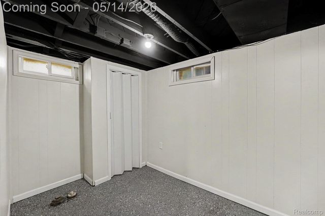 4052 Longtin Avenue, Lincoln Park, MI 48146