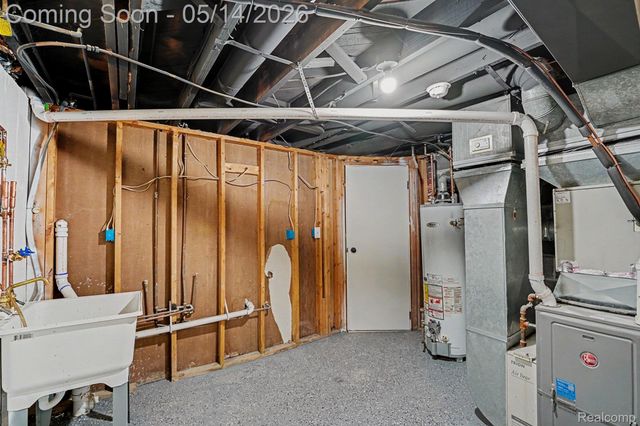 4052 Longtin Avenue, Lincoln Park, MI 48146
