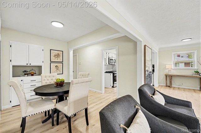 4052 Longtin Avenue, Lincoln Park, MI 48146
