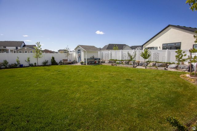 910 S 1700 W, Layton, UT 84041