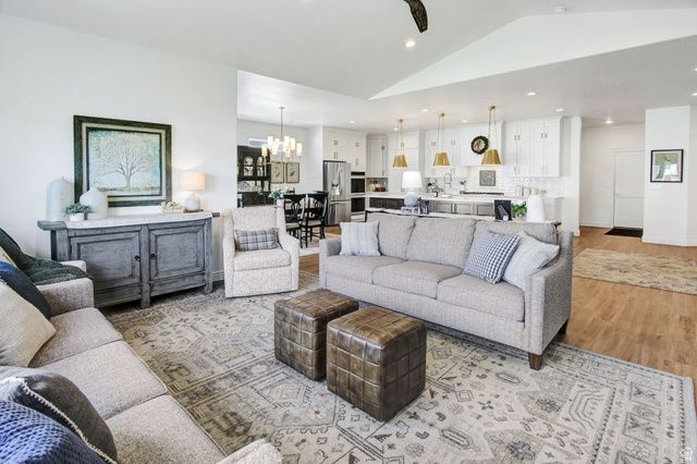 910 S 1700 W, Layton, UT 84041