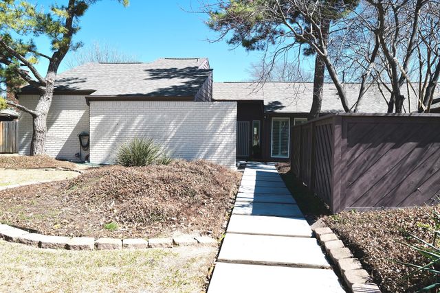 3002 Townbluff Drive, Plano, TX 75075