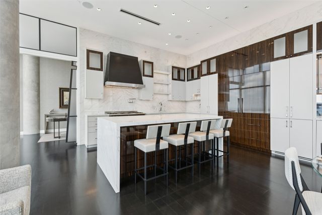 1918 Olive Street 4202, Dallas, TX 75201