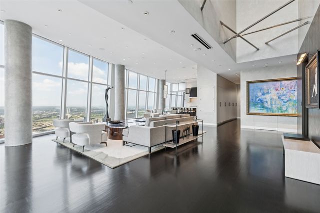 1918 Olive Street 4202, Dallas, TX 75201