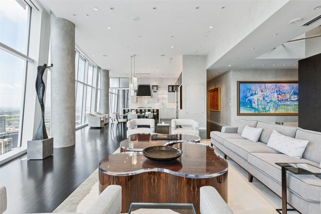 1918 Olive Street 4202, Dallas, TX 75201