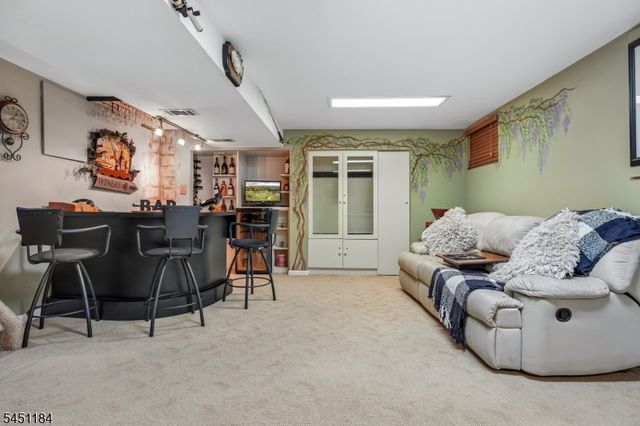 357 Foxwood Rd, Union Twp., NJ 07083