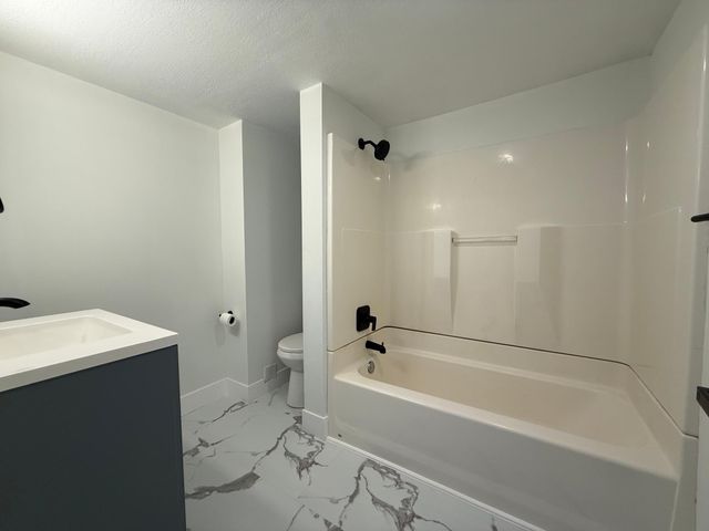 2903 Fremont Court SW, Rochester, MN 55902