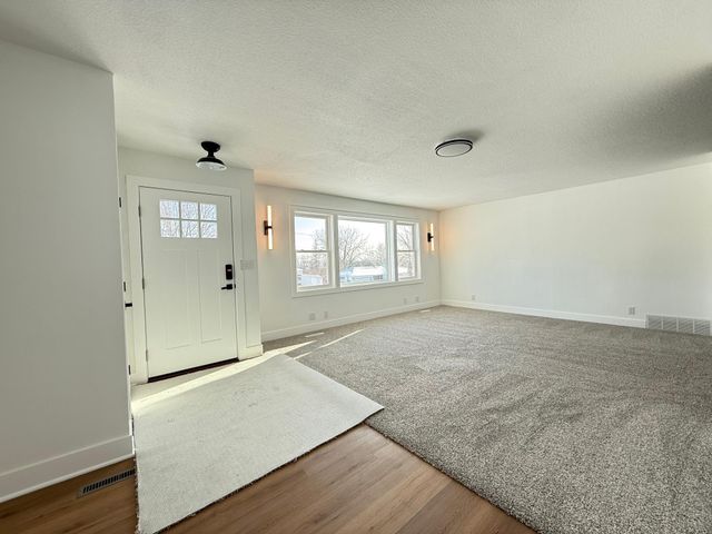 2903 Fremont Court SW, Rochester, MN 55902