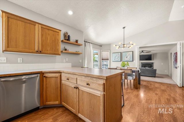 1775 Wasatch Dr, Mountain Home, ID 83647