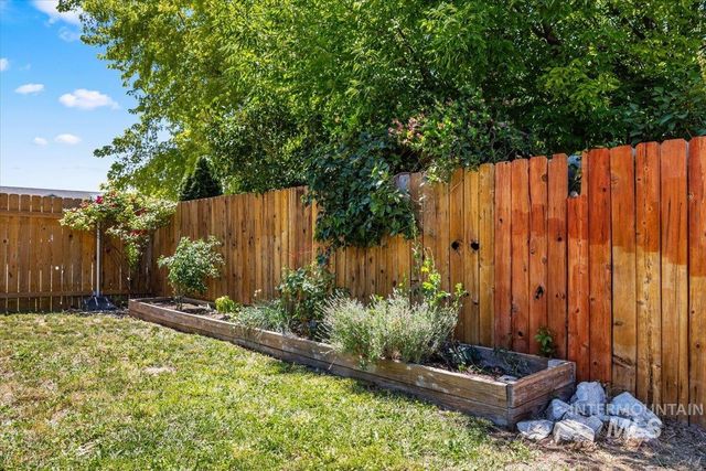 1775 Wasatch Dr, Mountain Home, ID 83647