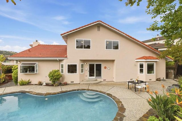 16 Bennett Road, Redwood City, CA 94062