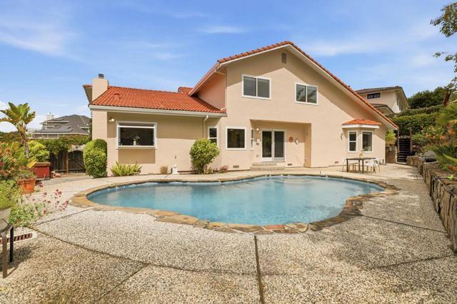 16 Bennett Road, Redwood City, CA 94062