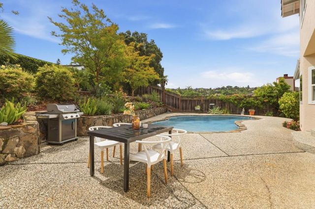 16 Bennett Road, Redwood City, CA 94062