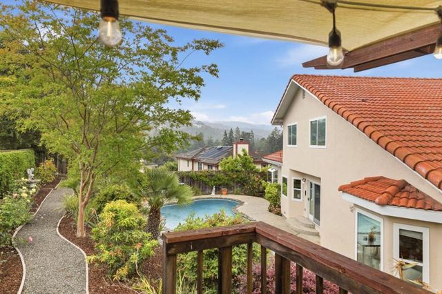 16 Bennett Road, Redwood City, CA 94062