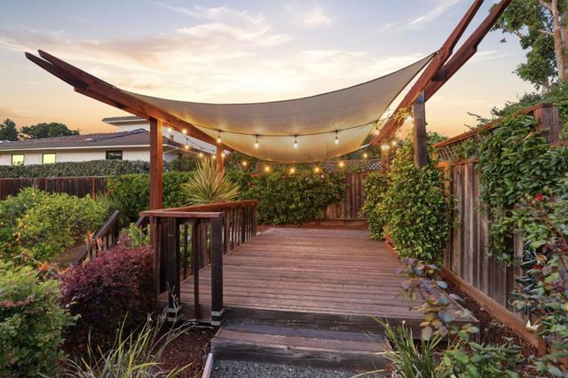 16 Bennett Road, Redwood City, CA 94062