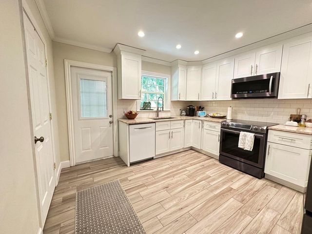 917 SW 36th Terrace, Palm City, FL 34990