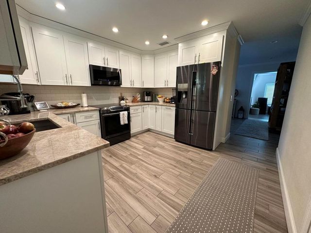 917 SW 36th Terrace, Palm City, FL 34990