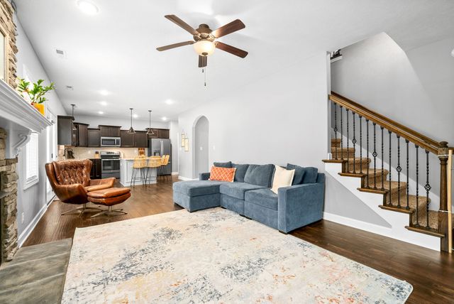 1607 Ellie Piper Cir, Clarksville, TN 37043