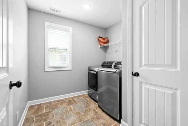 1607 Ellie Piper Cir, Clarksville, TN 37043