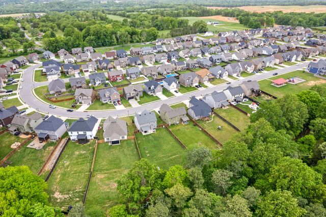 1607 Ellie Piper Cir, Clarksville, TN 37043