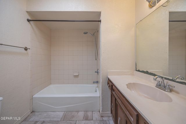 3329 Running Deer Drive, El Paso, TX 79936