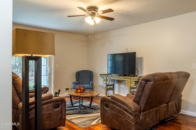 301 Evergreen Place, Rensselaer, NY 12144