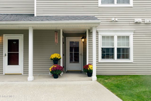 301 Evergreen Place, Rensselaer, NY 12144