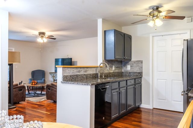 301 Evergreen Place, Rensselaer, NY 12144