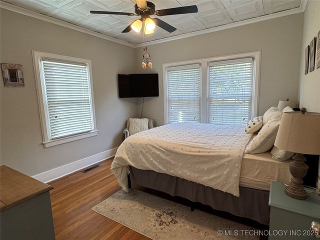 1856 E 17th Street, Tulsa, OK 74104