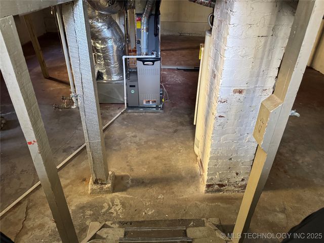 1856 E 17th Street, Tulsa, OK 74104