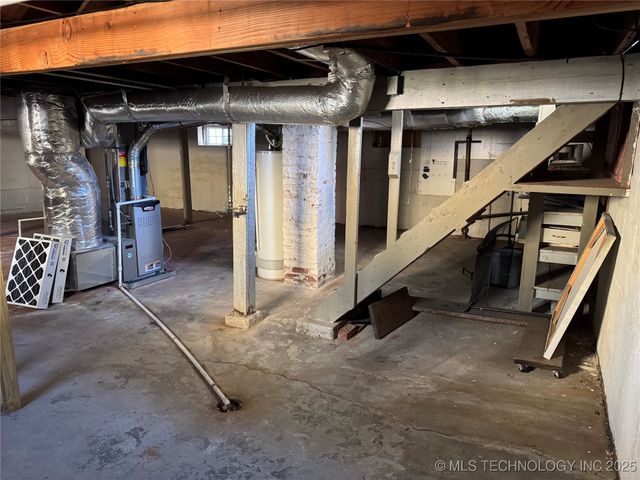 1856 E 17th Street, Tulsa, OK 74104