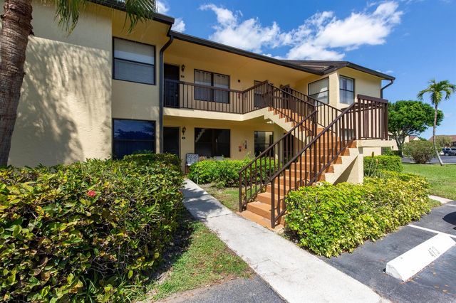 4715 Lucerne Lakes Boulevard E 205, Lake Worth, FL 33467