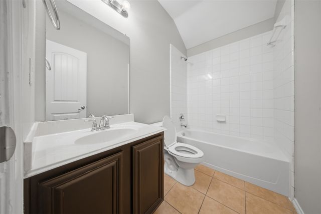 2007 Sterling Gate Drive, Heartland, TX 75126