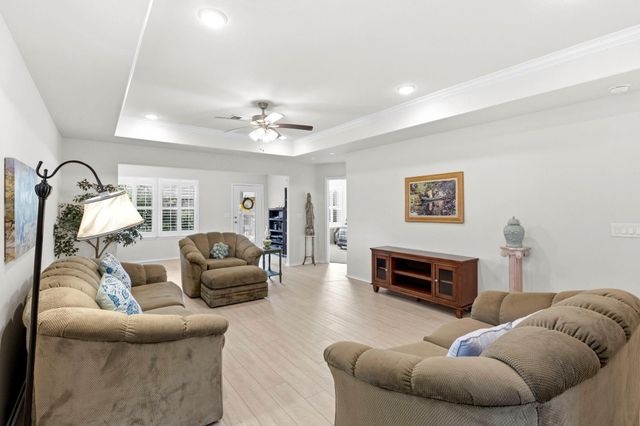 410 Thistle Thorn Drive, The Woodlands, TX 77382