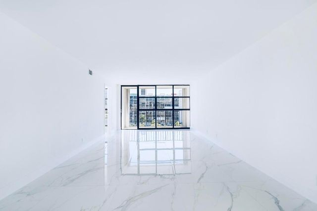 600 Parkview Drive 718, Hallandale Beach, FL 33009