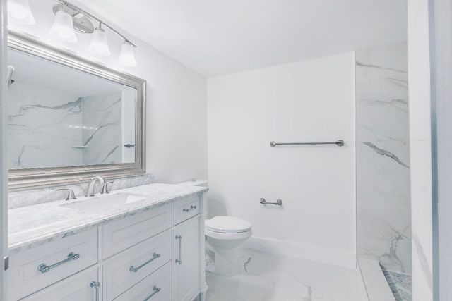 600 Parkview Drive 718, Hallandale Beach, FL 33009