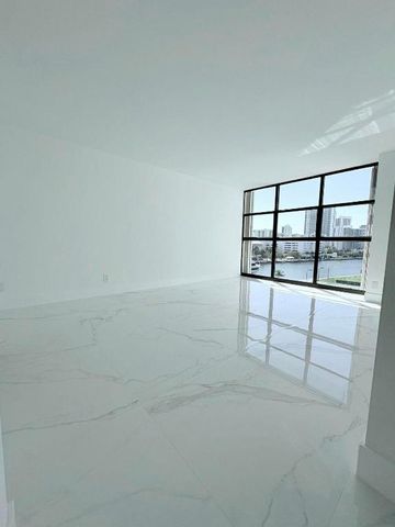 600 Parkview Drive 718, Hallandale Beach, FL 33009