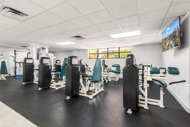 600 Parkview Drive 718, Hallandale Beach, FL 33009