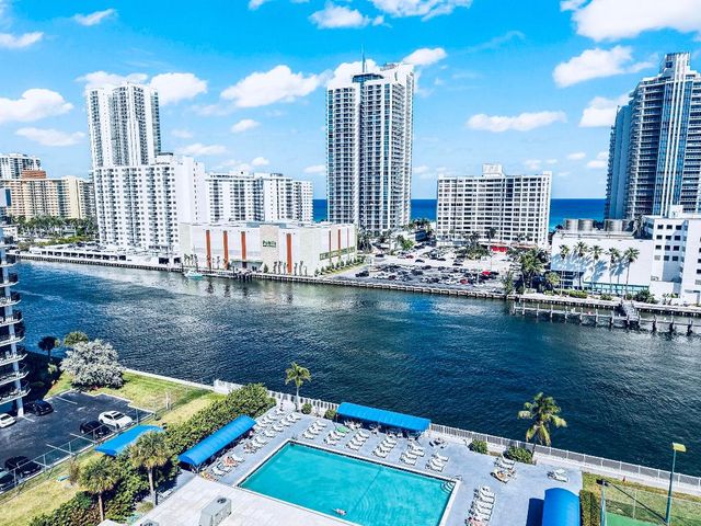 600 Parkview Drive 718, Hallandale Beach, FL 33009