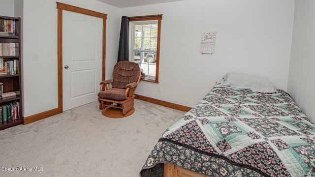 688 Champs Rd, Bonners Ferry, ID 83805