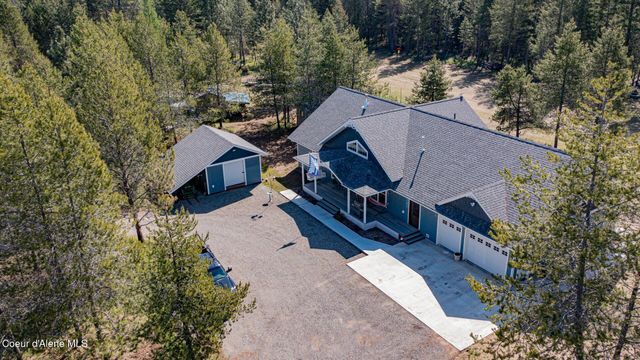 688 Champs Rd, Bonners Ferry, ID 83805