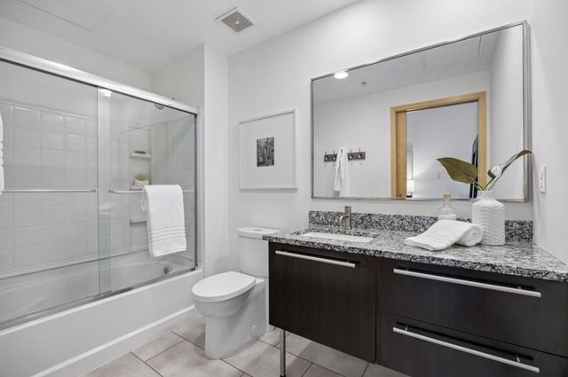 700 N Washington Avenue 419, Minneapolis, MN 55401